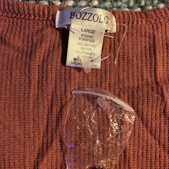 Cropped Tee - Picture 3 of 4